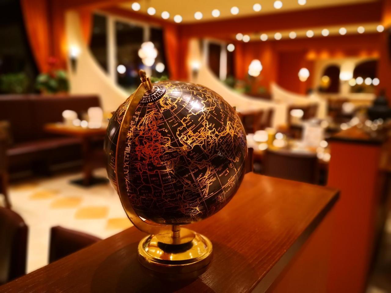 Hotel Imota นอยวิท ภายนอก รูปภาพ